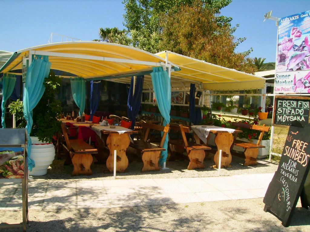 مورايتيكا Aggelos Family Hotel المظهر الخارجي الصورة