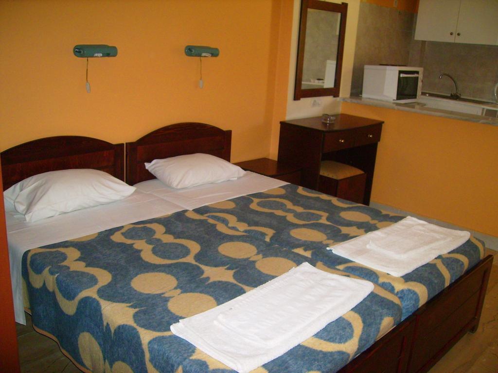 مورايتيكا Aggelos Family Hotel المظهر الخارجي الصورة